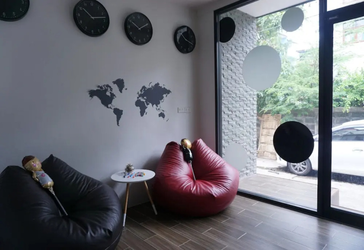 Sleep Lizm Hostel - Adults Only