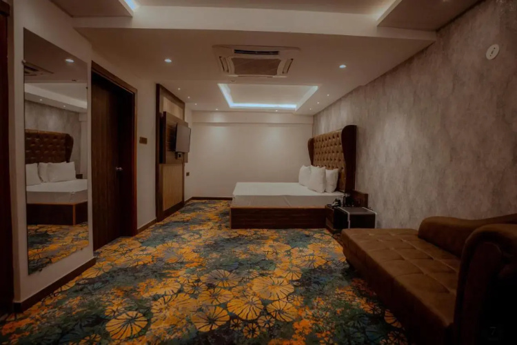 Royal Ritz