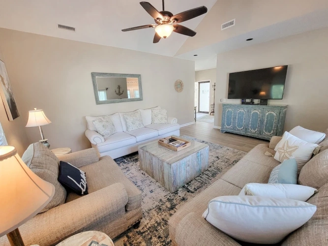 3 Bedrooms Villa