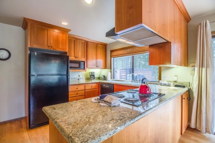 4 Bedrooms Family Apartment