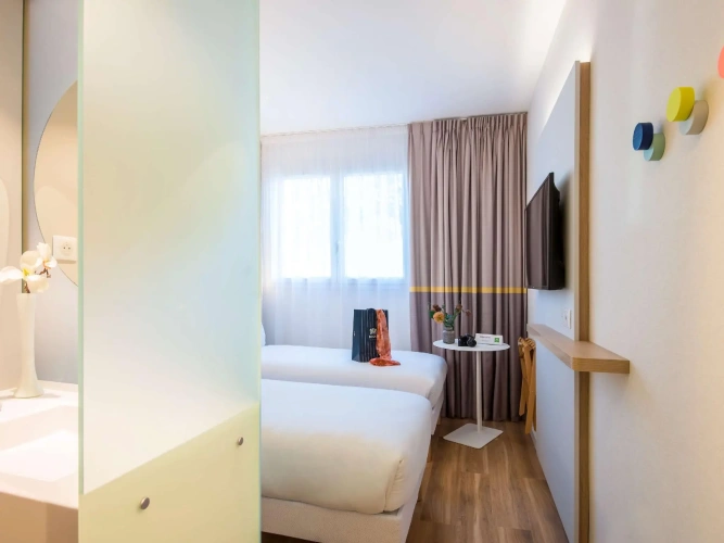 Standard Twin room