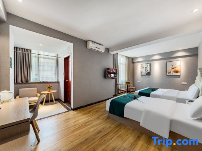 Superior Twin room