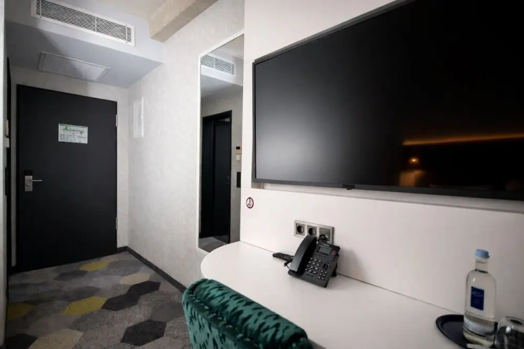 Superior Single room