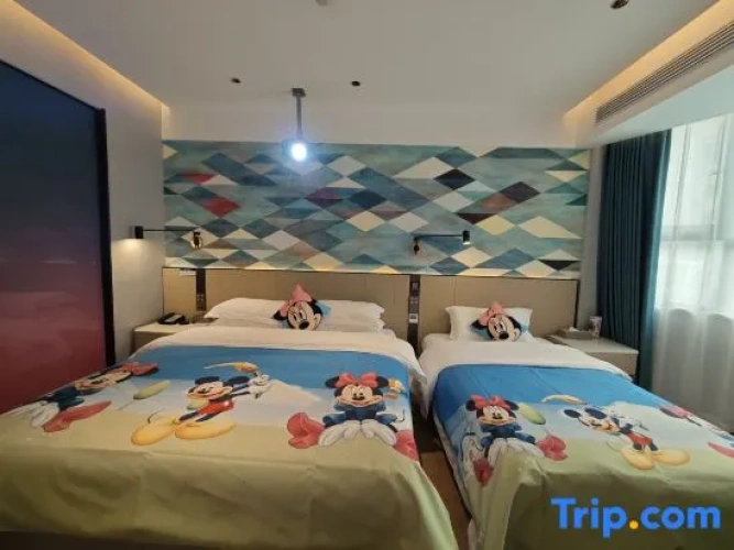 Standard Twin Family room