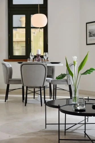 1 Bedroom Luxury Apartment with city view
