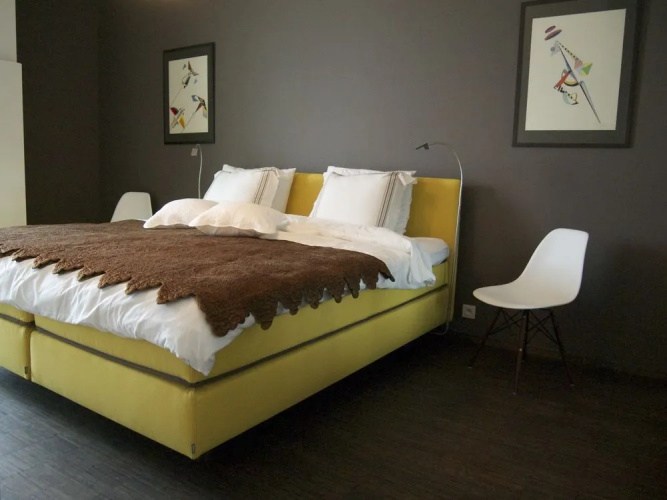 Red Star Apartments