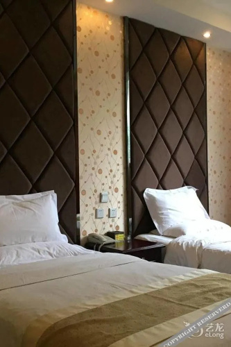 Seine River Leisure Hotel