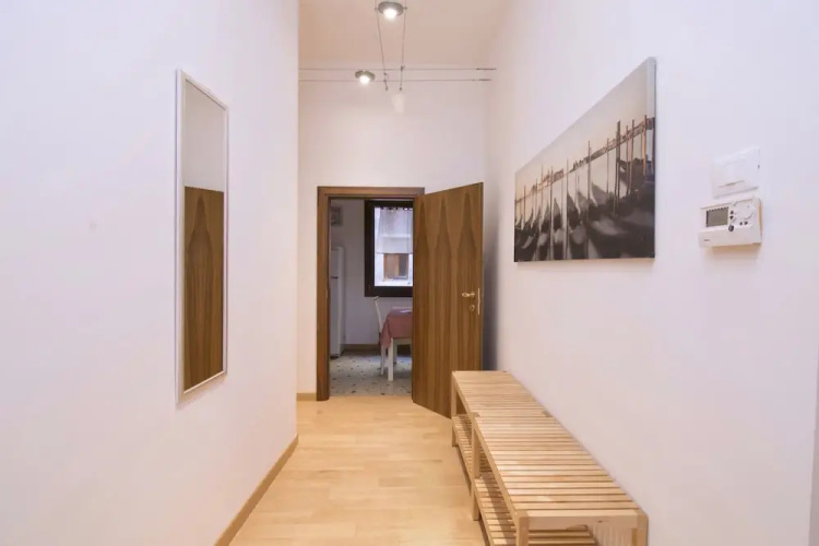 S & L House