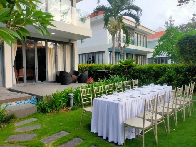 Deluxe Villa