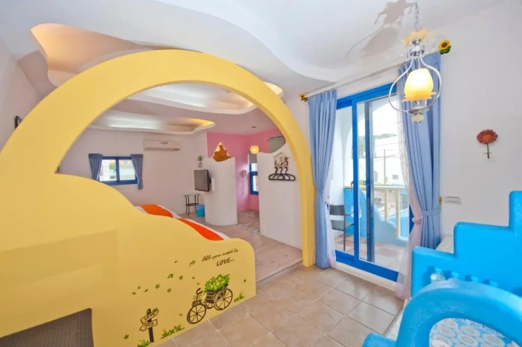 Standard Quadruple room with balcony and with view