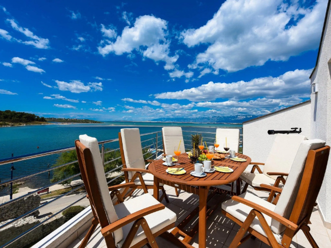 Modern Villa in Nin with Terrace