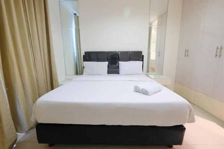 Spacious 2BR Bellezza Apartment