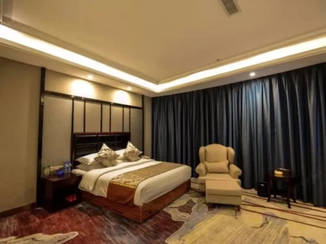 Days Hotel & Suites Shishi