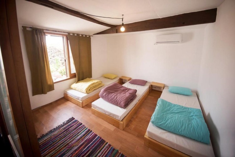 Bed in Dorm (female dorm)