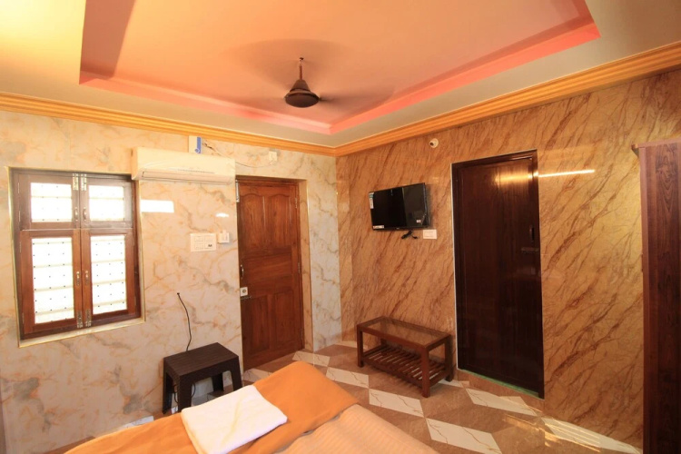 French Breeze Residency