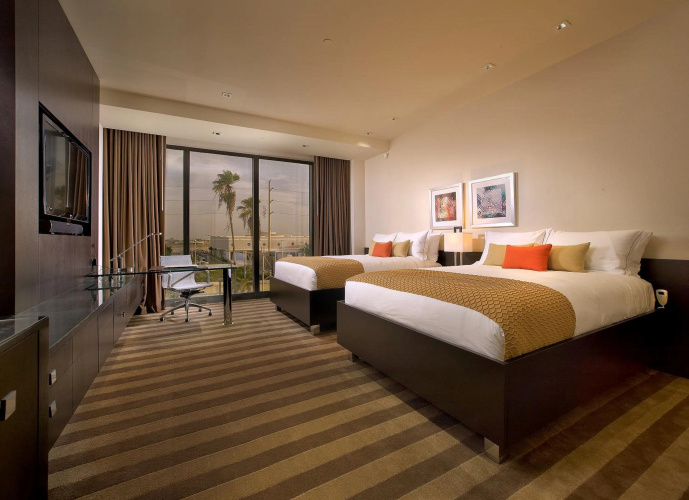 EB Hotel Miami
