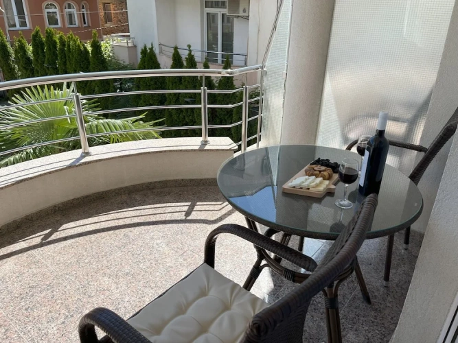 1 Bedroom Deluxe Triple room with balcony and with garden view