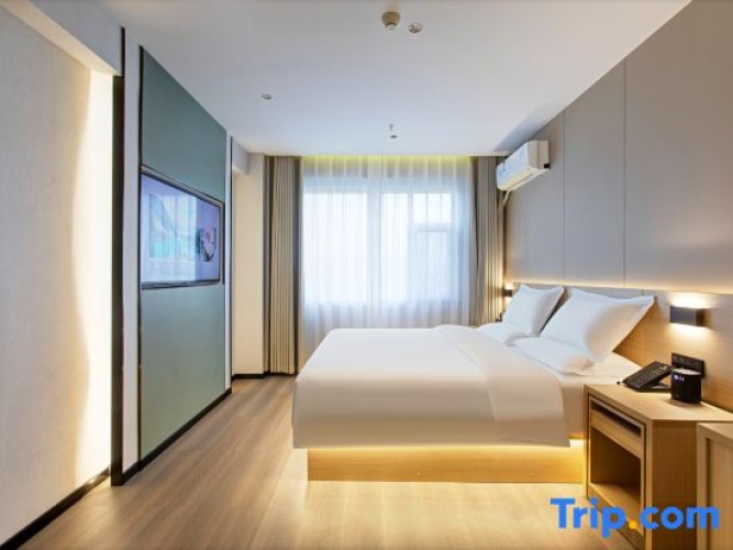 Comfort Double room with city view