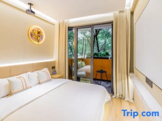 Superior Double room with balcony