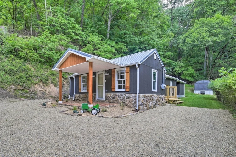 2 Bedrooms Cottage