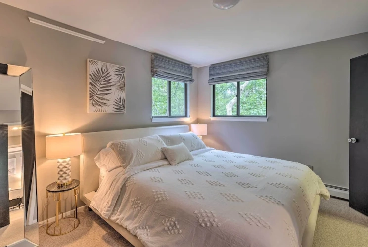3 Bedrooms Cottage with balcony