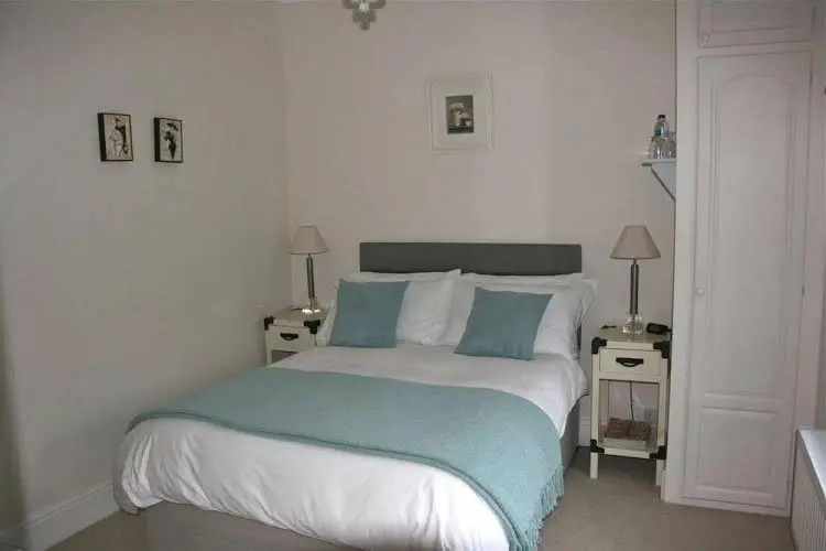 Glenfall Farm Bed and BreakfastOver view