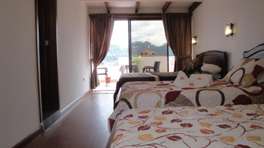 Standard Quadruple room with balcony