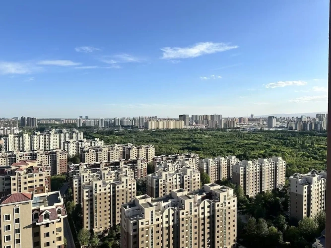Standard Double room with city view