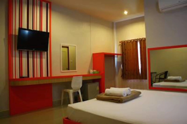 Sabai EZ Hotel