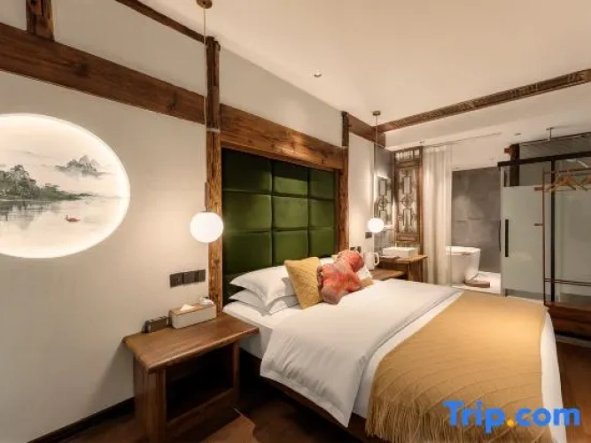 2 Bedrooms Suite