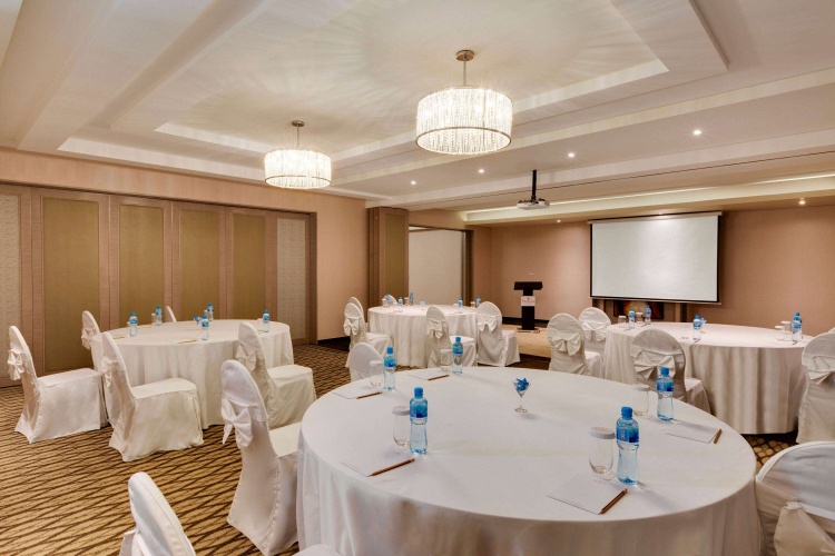 Ramada Hotel & Suites by Wyndham Amwaj Islands Manama photo 25