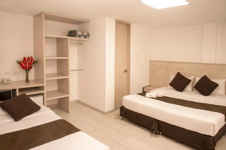 Standard Triple room