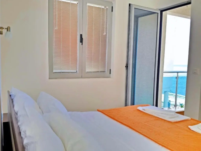 1 Bedroom Apartment with sea view