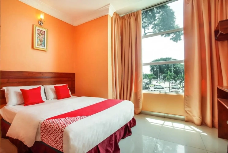 Quadruple Family Suite