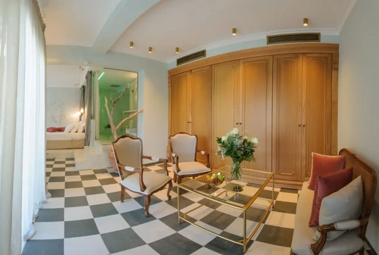 Suite with balcony and with sea view