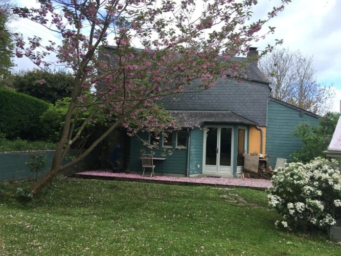 3 Bedrooms Cottage