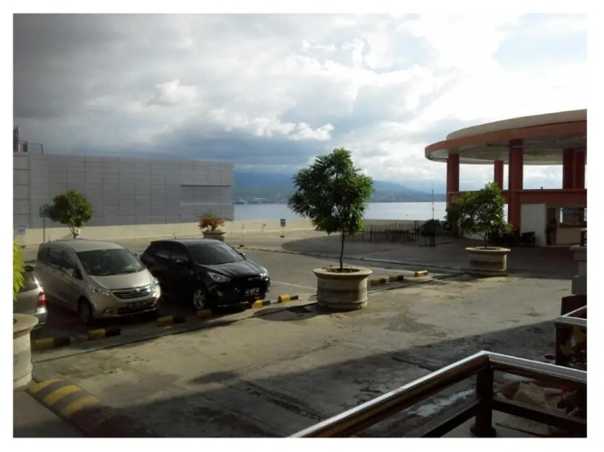 1 Bedroom Apartment with balcony and with view
