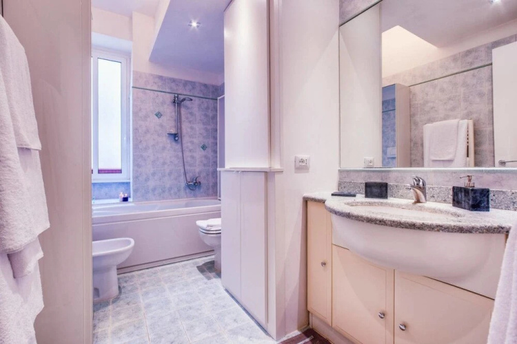 Cosy and Comfortable 2 bed Flat in S.giovanni!