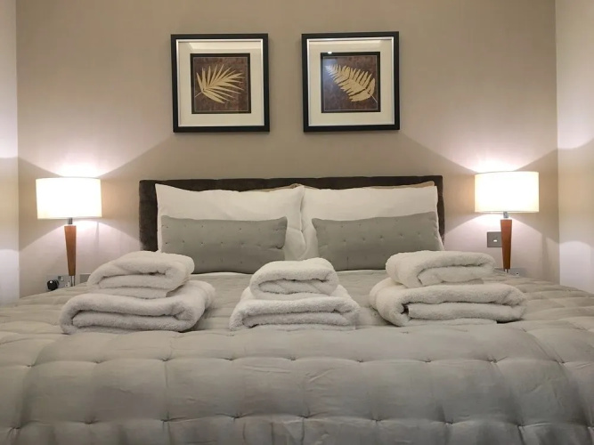 Trafalgar Luxury Suites