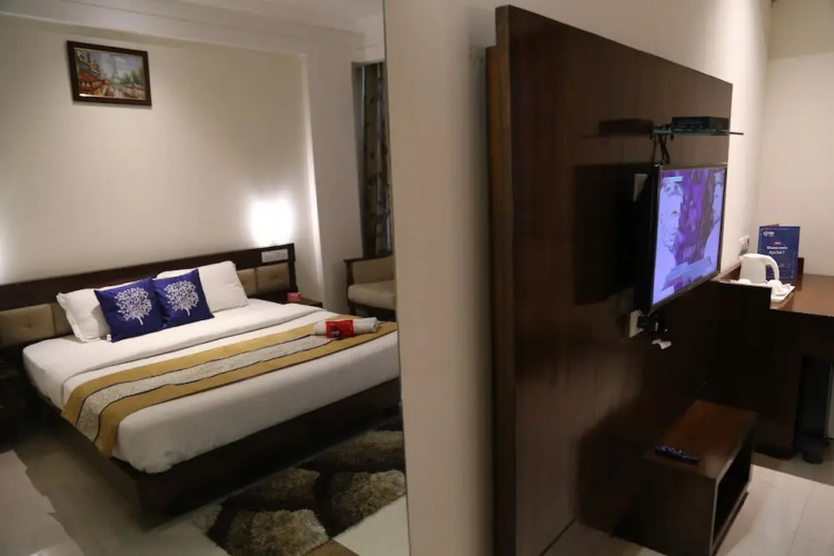 OYO 1423 Hotel Monerio