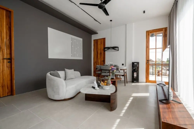 2 Bedrooms Apartment with balcony