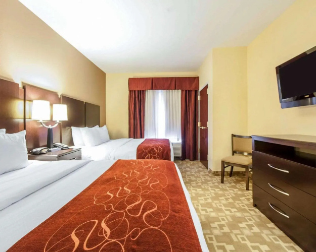 Comfort Suites