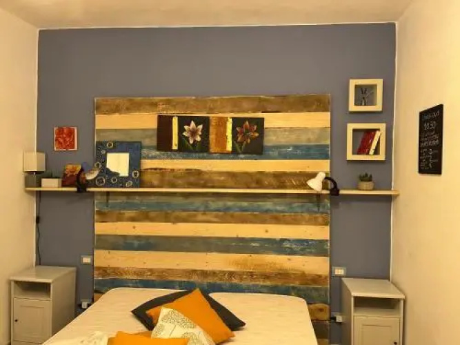 Iknos Guest House