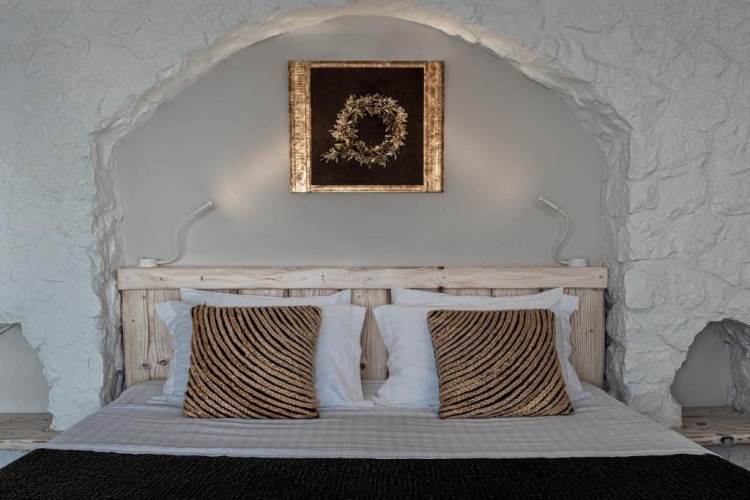 Private Pool - Indoor Jacuzzi Suite