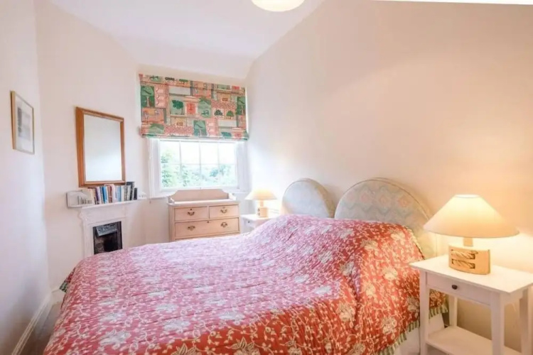 3 Shellpit Cottages, Thorpeness