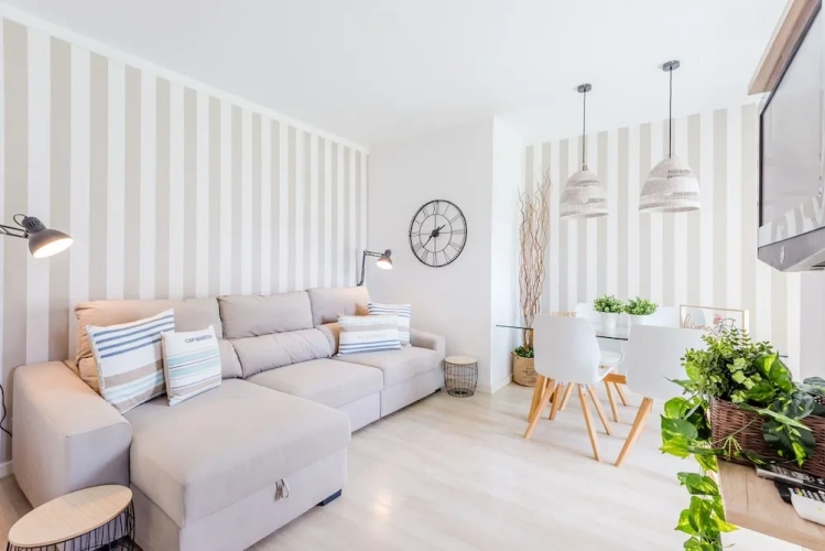 1 Bedroom Apartment with balcony