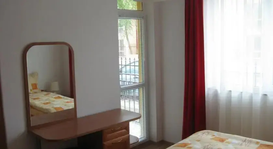 Hermes Apartments