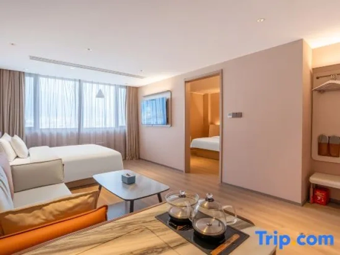 Deluxe Family room