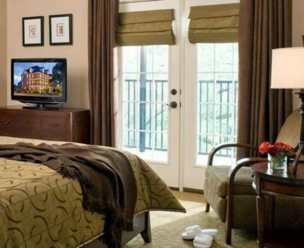 Deluxe Suite