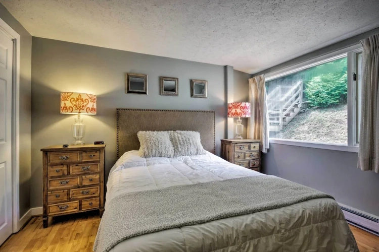 3 Bedrooms Apartment